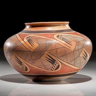 Fannie Nampeyo (Hopi, 1900-1987) Polychrome Pottery Jar