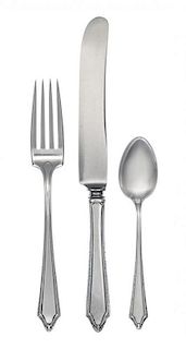 An American Silver Flatware Service, Towle Silversmiths, Newburyport, MA, Virginia Carvel pattern, comprising: 6 dinner knive