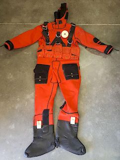 US Navy hot water dive suit.       Item G63