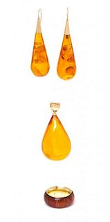 A Collection of Yellow Gold, Gilt Silver and Amber Jewelry, 20.10 dwts.