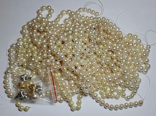 JEWELRY. Assorted Lot of Pearl Strands.