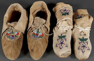 A PAIR OF BEADED HIDE MOCCASINS, 20TH CENTURY