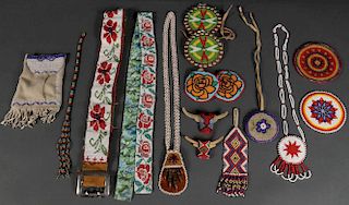 NATIVE AMERICAN BEADED AND STONE OBJECTS