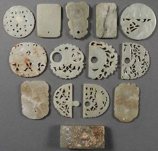 13 CHINESE CARVED JADE PENDANTS AND ORNAMENTS