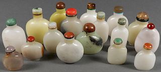 SEVENTEEN CHINESE CARVED SNUFF BOTTLES