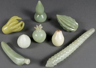 EIGHT CHINESE CARVED JADE AND HARDSTONE ITEMS