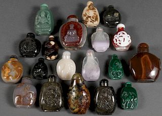 NINETEEN CHINESE CARVED SNUFF BOTTLES