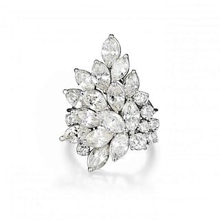 A Cluster Diamond Ring