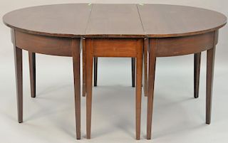 Wallace Nutting mahogany three part dining table. ht. 30in., top open: 48" x 97"