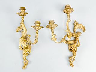 Pair of wall appliques