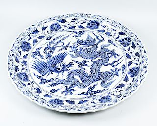 Extraordinary large chinese procelain plate