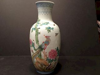 ANTIQUE Chinese Famille Rose Eggshell Vase, Qing Dynasty. Marked. 10 1/2" high.