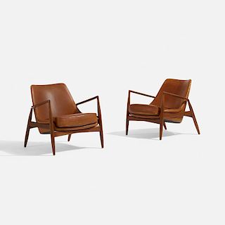Ib Kofod-Larsen, Seal lounge chairs, pair