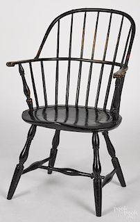 Sackback Windsor chair