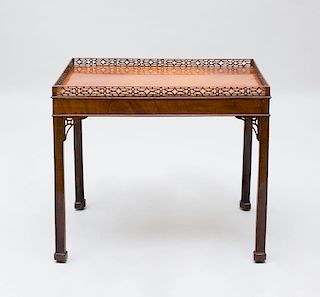 EARLY GEORGE III CARVED MAHOGANY SILVER TABLE