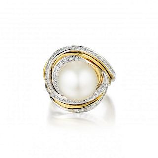 An 18K Gold South Sea Pearl and Diamond Ring