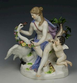 Meissen Kaendler Figurine "Leda With Swan"