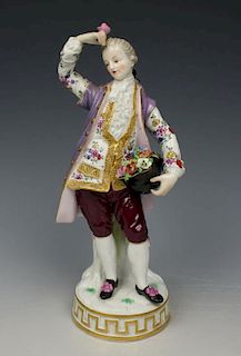 Meissen Acier Figurine "Boy With Flower Bouquet"