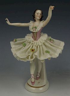 Ackermann & Fritze Dresden lace figurine
