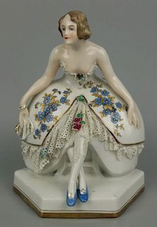 Galluba & Hofmann Figurine "Sitting Lady"