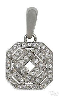 18K white gold diamond pendant