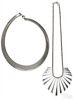 Sterling silver graduated necklace