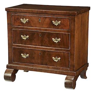 American Classical Child Size Chest