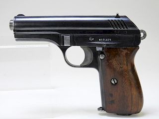WWII Czechoslovakian Made 380 Cal Semi-Auto Pistol