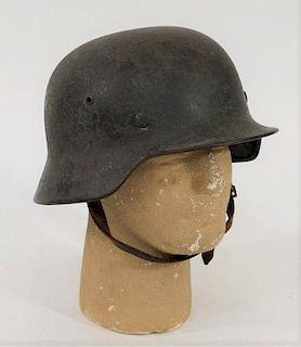 WWII German Single Decal Army M35/40 ID'd Helmet