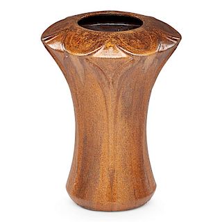 FULPER Fine and rare vase