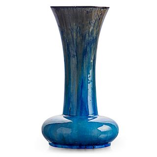 FULPER Flaring vase
