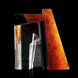 JON WOLFE Glass sculpture