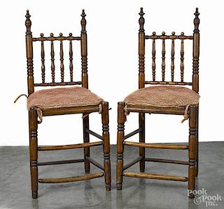 Pair of English turned oak side chairs, late 19th c.