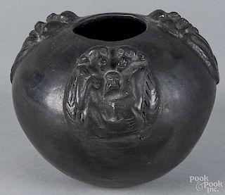 Mexican pottery jar, signed DONAROS Oaxaca, 6 1/2'' h.