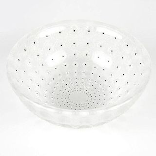 A Lalique frosted art glass ''Nemours'' bowl