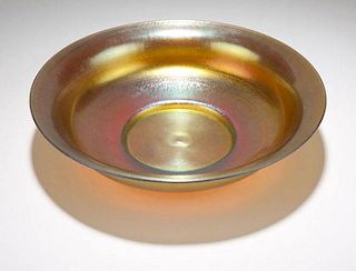 A Steuben gold Aurene art glass bowl