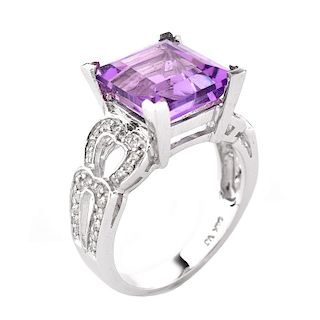 Approx. 4.07 Carat Square Cut Amethyst, Diamond and 14 Karat White Gold Ring. Amethyst measures 10m