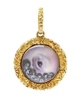 A Victorian Yellow Gold Lovers Eye Pendant, 5.40 dwts.