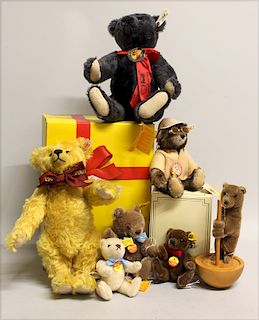 (on 7) A GROUP OF VARIOUS STEIFF TEDDY BEARS 