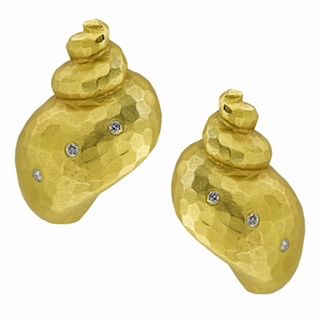 18 Karat Yellow Gold Diamond Shell Earrings