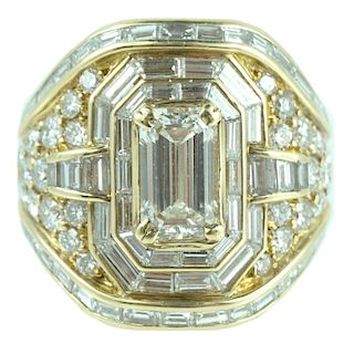 Approx 3.50ct Diamond Fashion ring.
