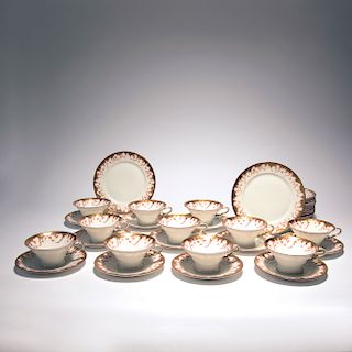 Twelve 'Madeleine' coffee cups and biscuit plates, 1927