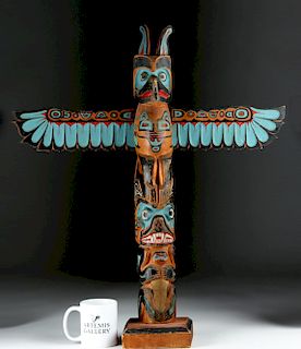 20th C. Pacific Northwest 'Namgis Wooden Totem