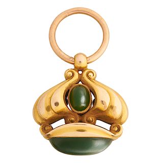 SCULPTED YELLOW GOLD & GREEN HARDSTONE WATCH FOB