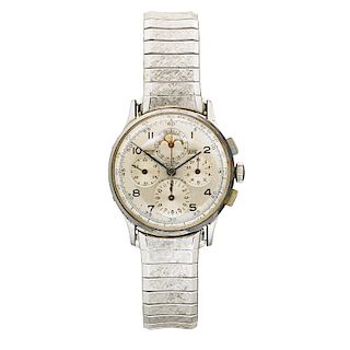 UNIVERSAL GENEVE TRI-COMPAX MOONPHASE CHRONOGRAPH STEEL WATCH