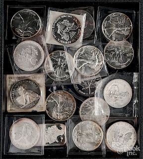 Eighteen 1 ozt fine silver coins
