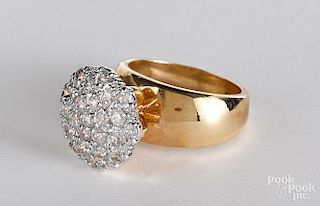 14K yellow gold and diamond cluster ring