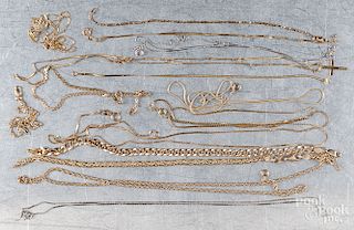 14K gold bracelets and necklaces, 20.5 dwt.