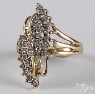 10K yellow gold and diamond cluster ring, 3.2 dwt.