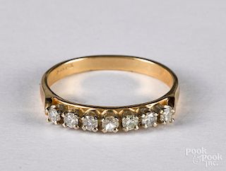 14K yellow gold and diamond ring, 1.6 dwt.